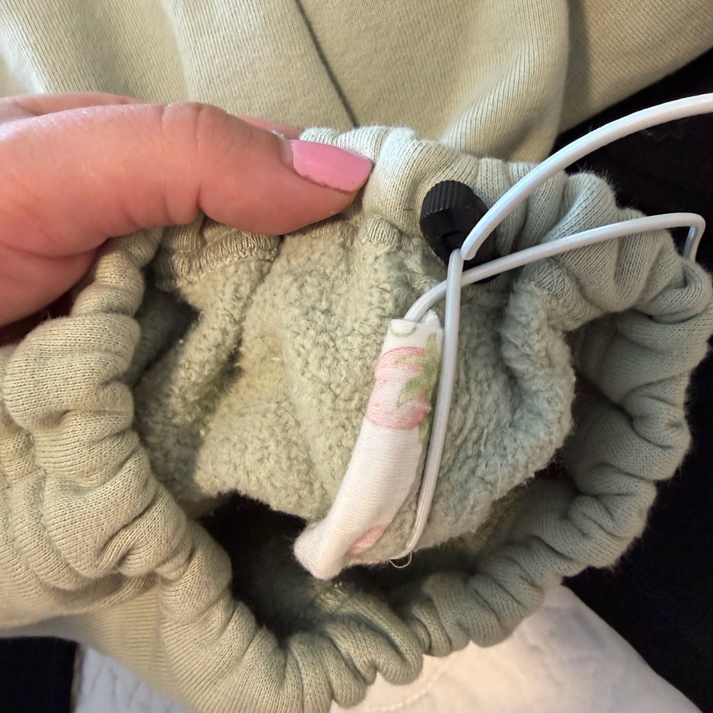 M. Fraise Go To Cinchable Sweatpants in Sage Green - Mia Maples - Picture 12 of 15